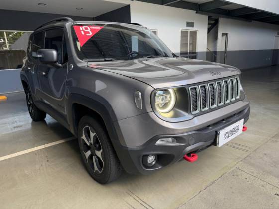 JEEP RENEGADE 2.0 16V TURBO DIESEL TRAILHAWK 4P 4X4 AUTOMÁTICO JEEP RENEGADE 2.0 16V TURBO DIESEL TRAILHAWK 4P 4X4 AUTOMÁTICO